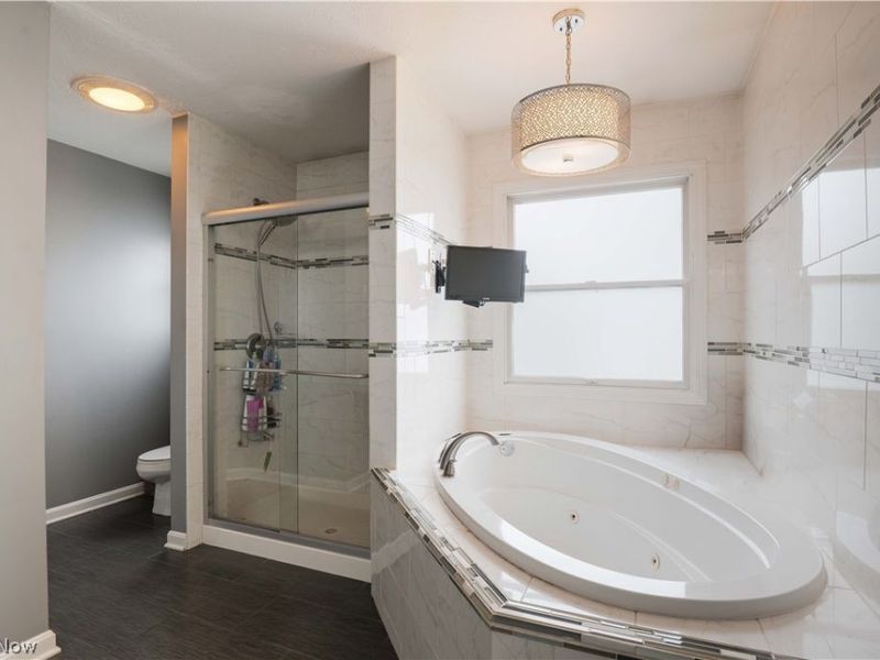 4307 S Fall Lake Drive , Avon, OH 44011 Photo 17