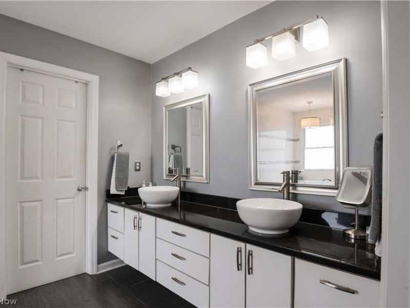 4307 S Fall Lake Drive , Avon, OH 44011 Photo 18