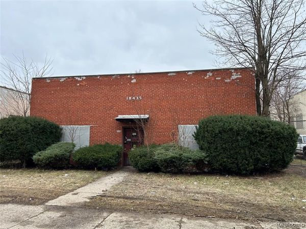 18435 Weaver Street , Detroit, MI 48228