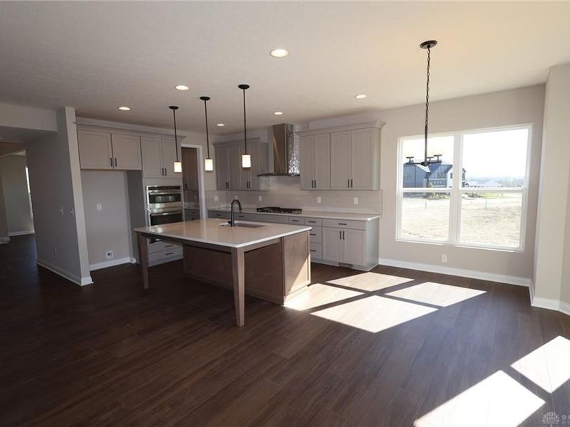 2445 Trail View, Unit 8593, Turtlecreek Township, OH 45036 Photo 7