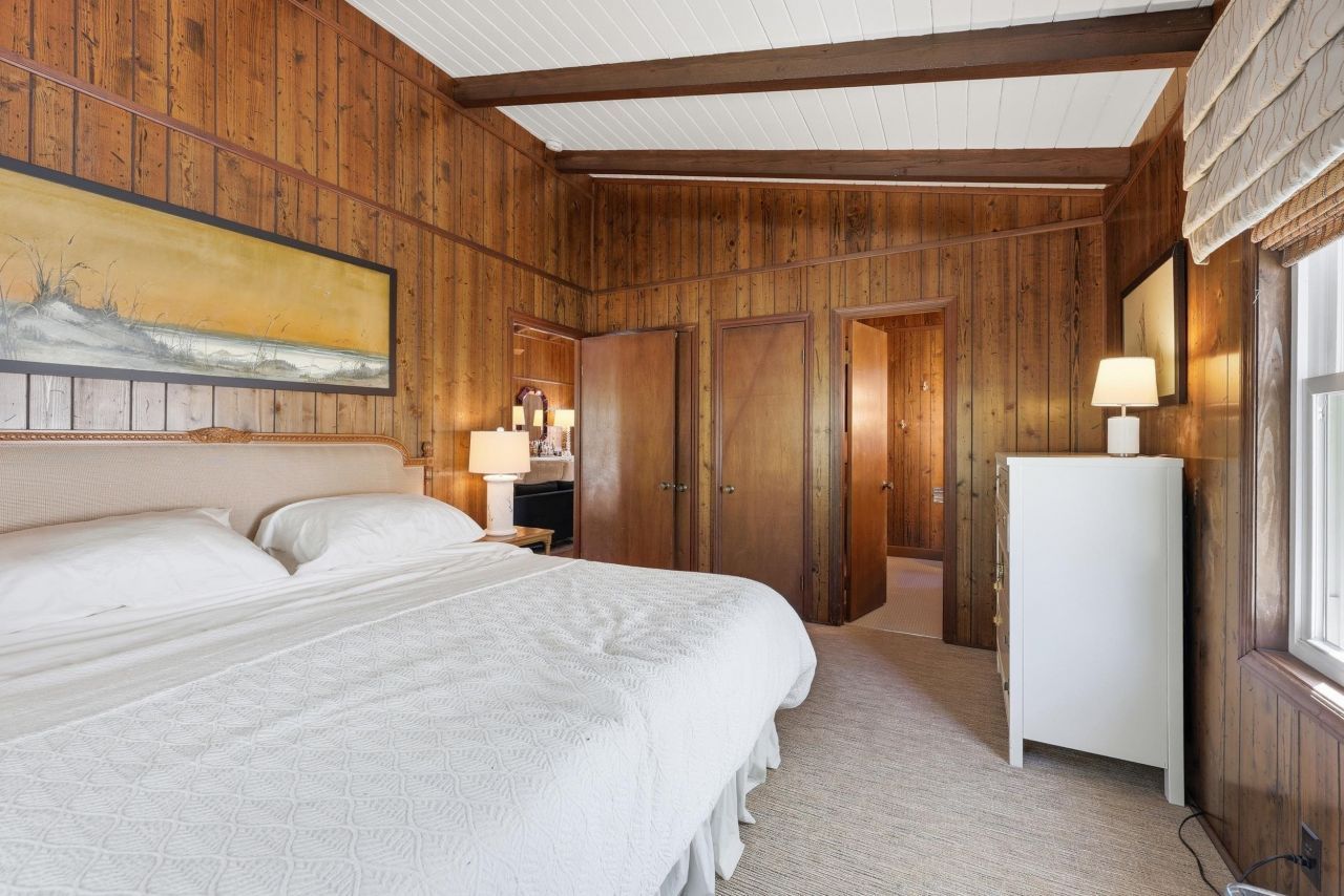 373 Sundial Dr. Photo 13