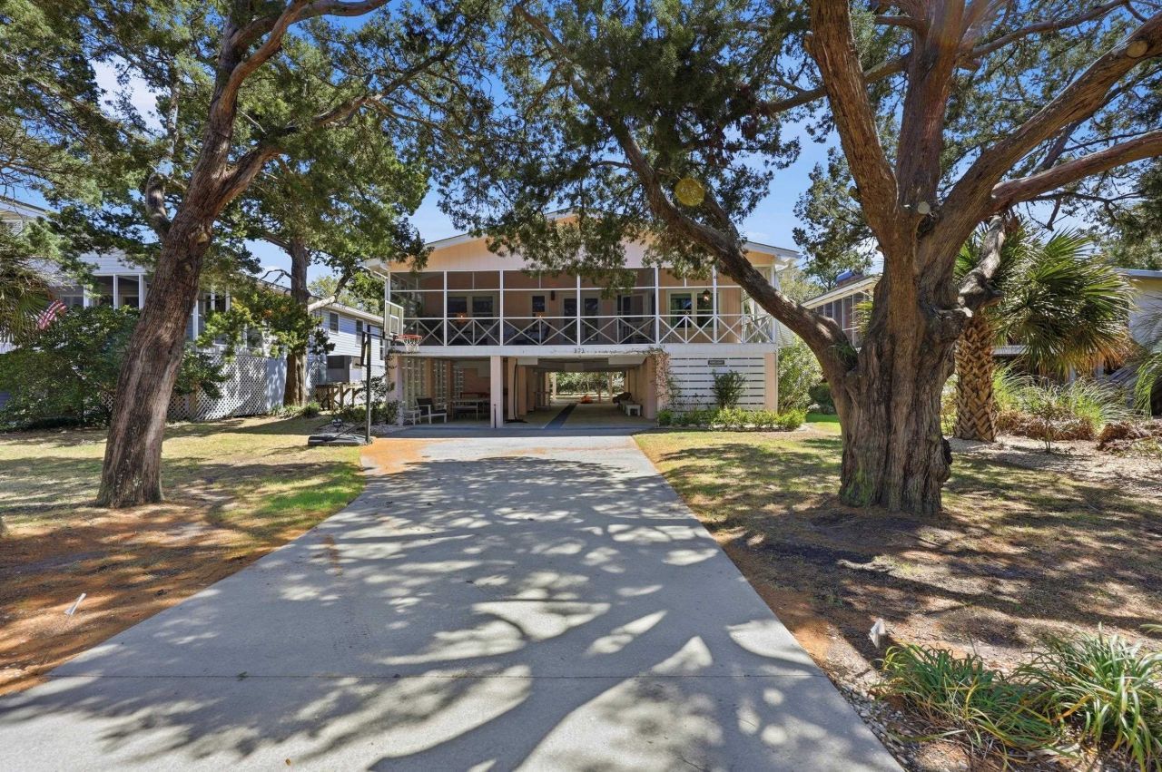 373 Sundial Dr. Photo 3