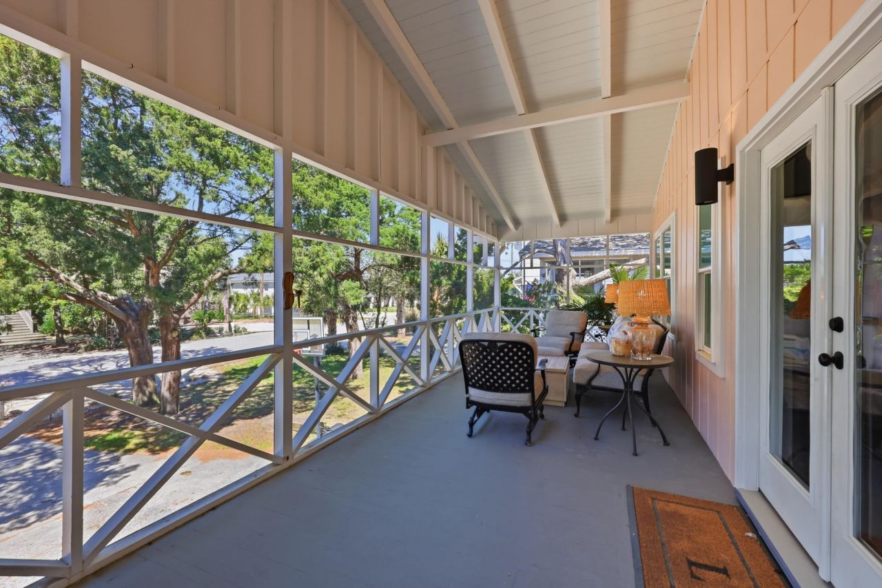 373 Sundial Dr. Photo 4