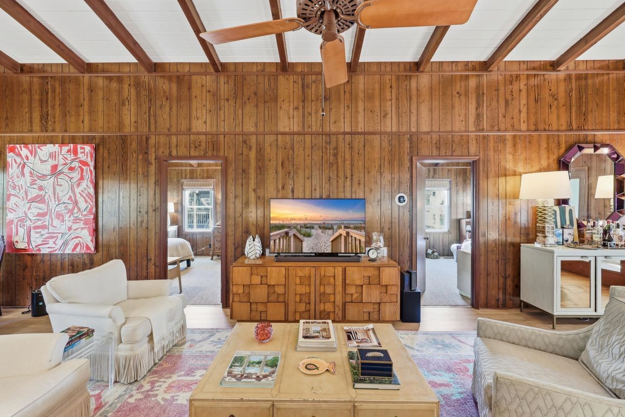 373 Sundial Dr. Photo 8