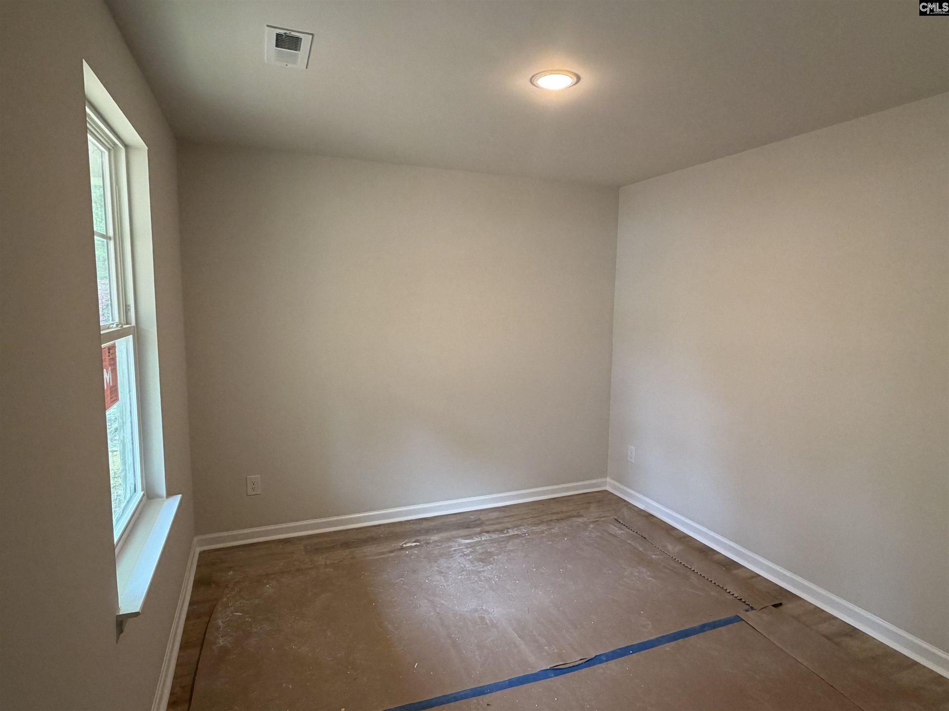 108 Rockyview Drive  Photo 11