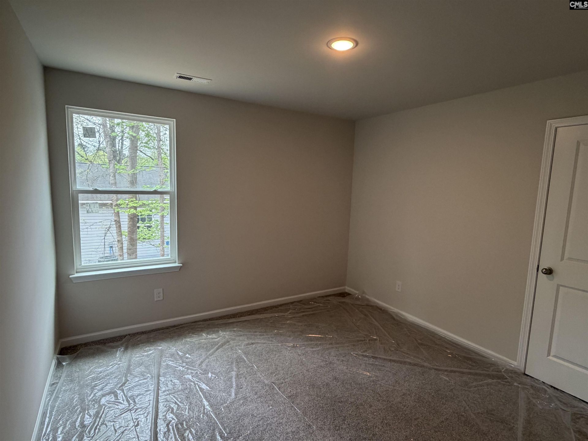 108 Rockyview Drive  Photo 16