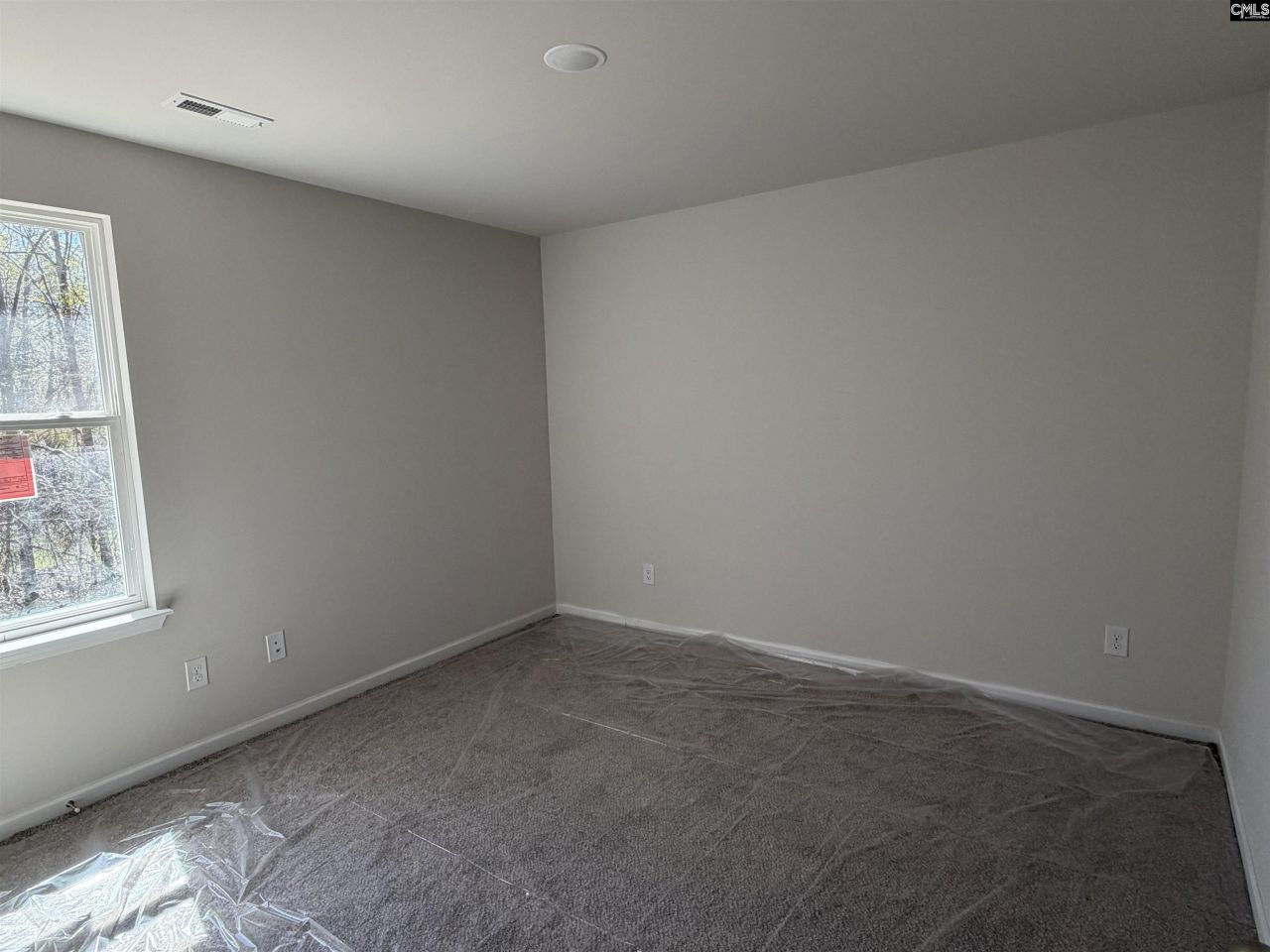 108 Rockyview Drive  Photo 7