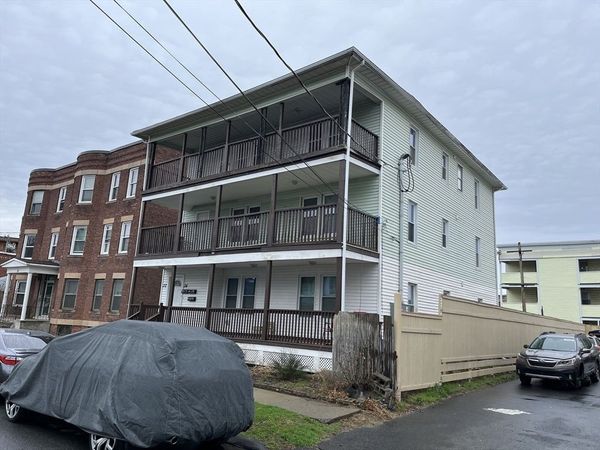 34 Nassau St, Unit 1, Chicopee, MA 01013