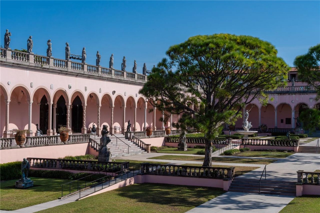 1390 Main Street, Unit 1505, Sarasota, FL 34236 Photo