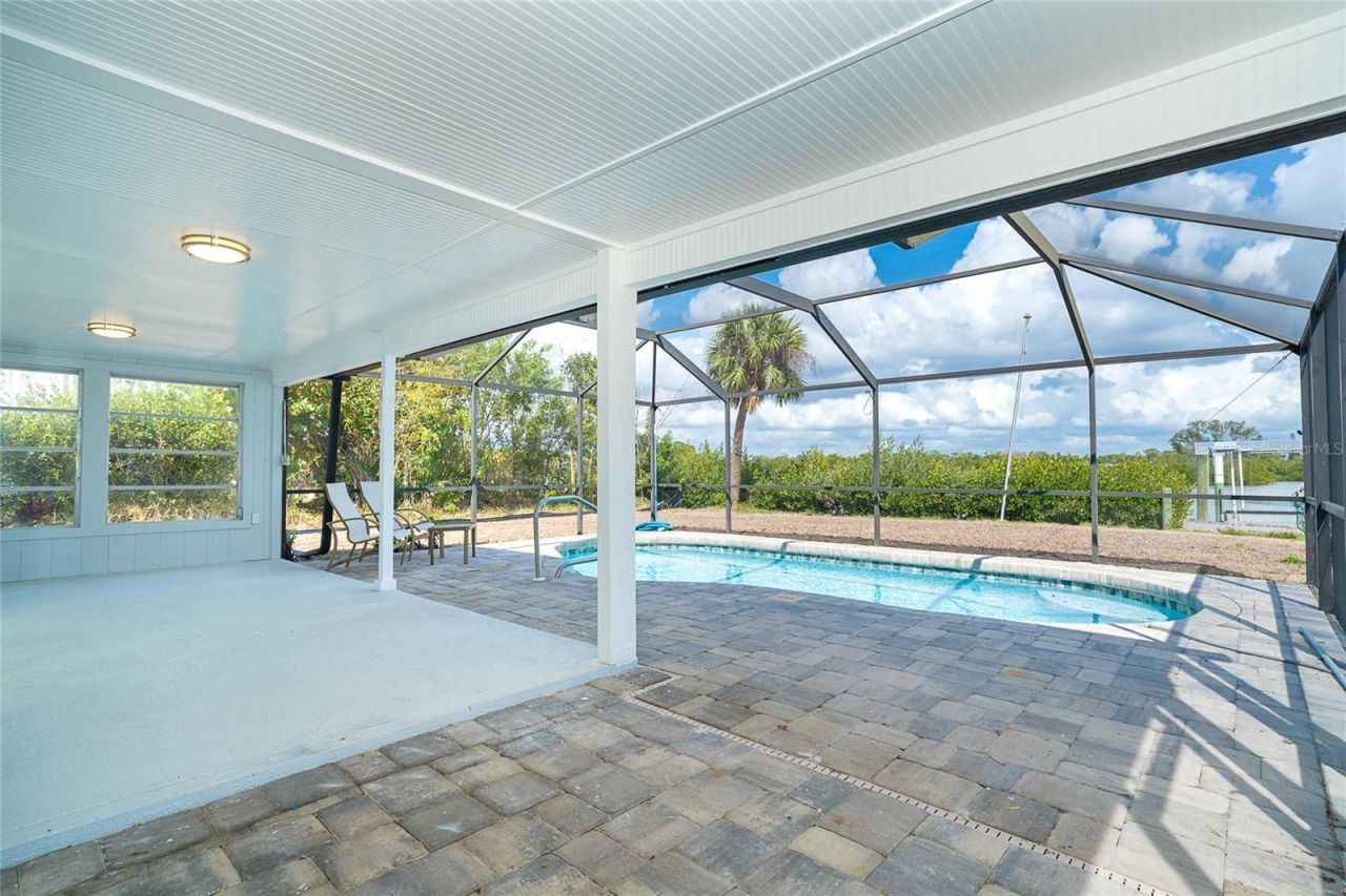 130 Crestview Drive, Englewood, FL 34223 Photo