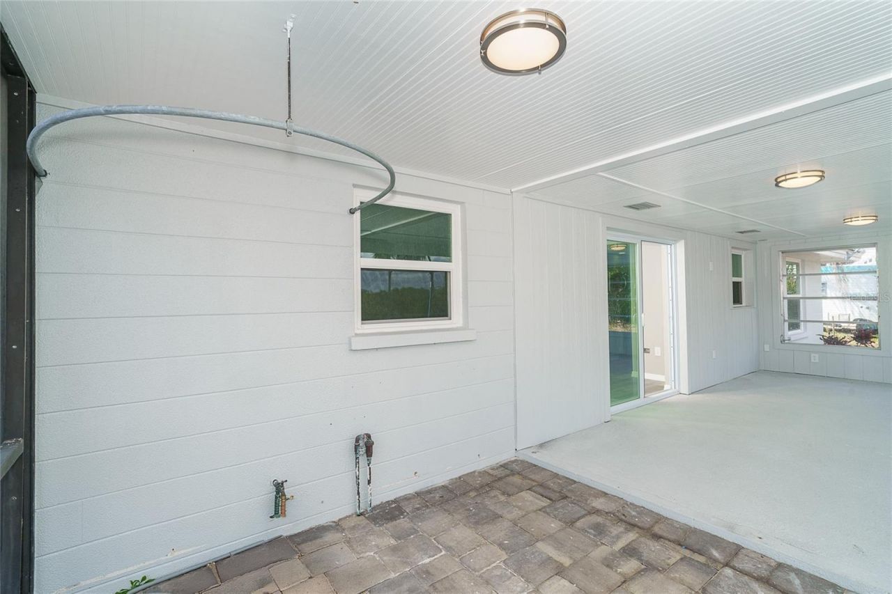 130 Crestview Drive, Englewood, FL 34223 Photo