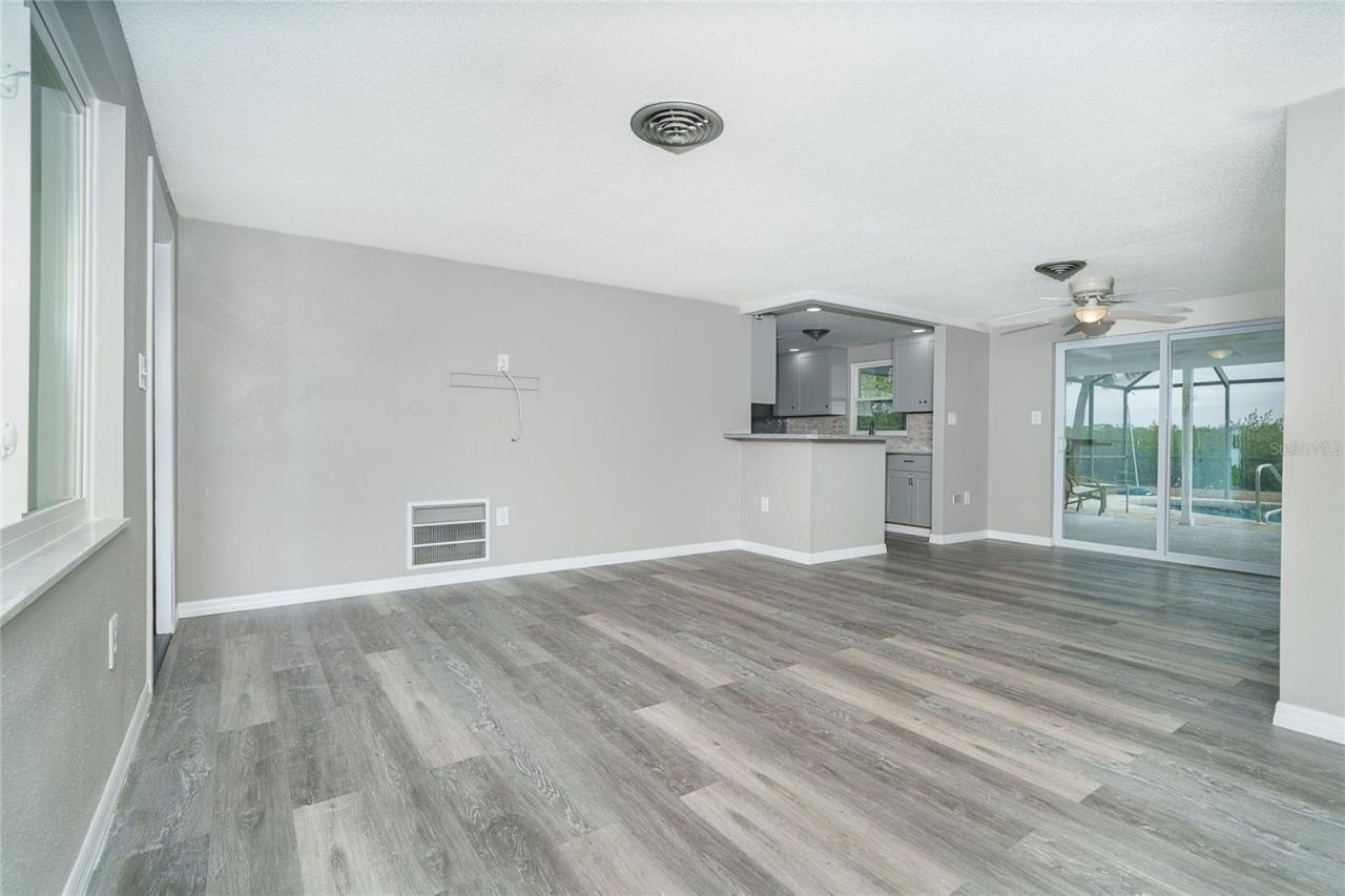 130 Crestview Drive, Englewood, FL 34223 Photo
