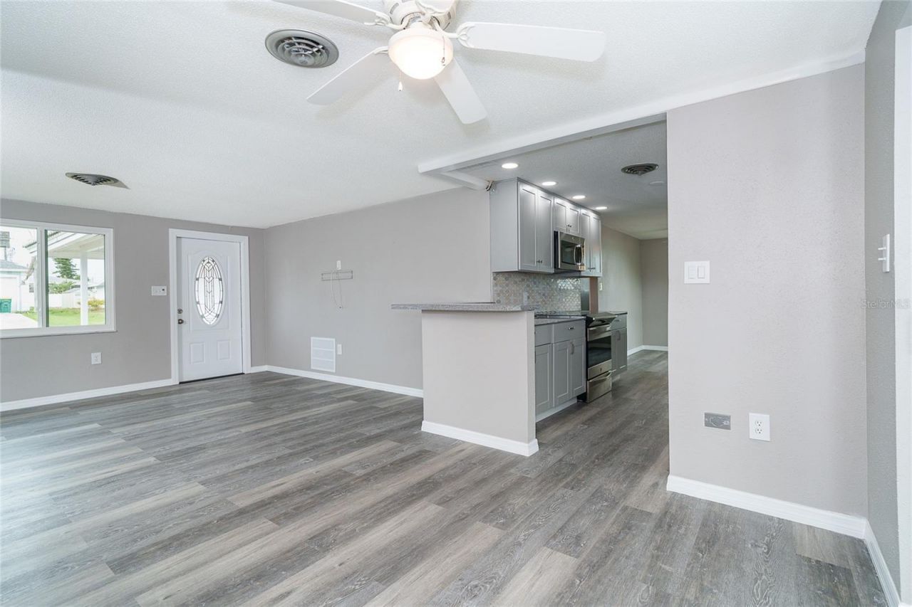 130 Crestview Drive, Englewood, FL 34223 Photo