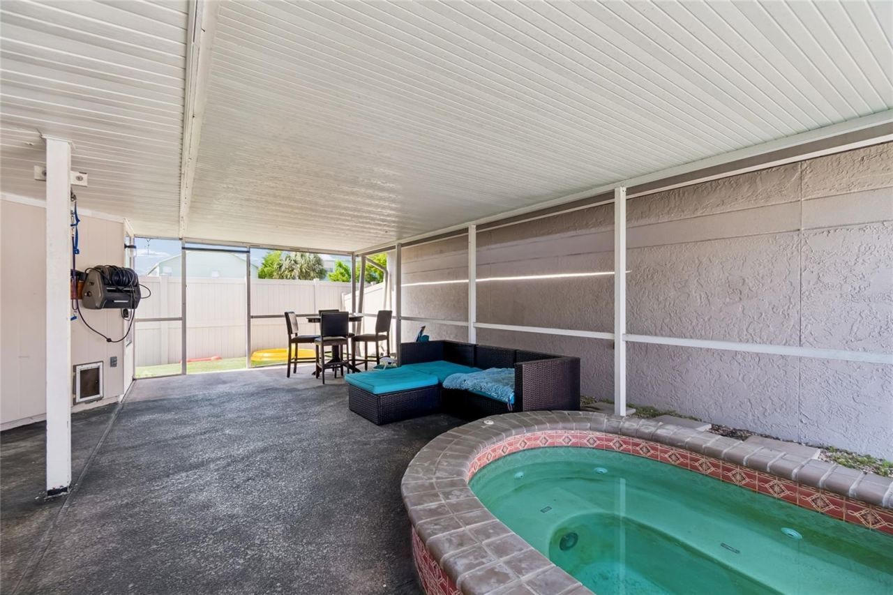 7123 Silvermill Drive, Tampa, FL 33635 Photo