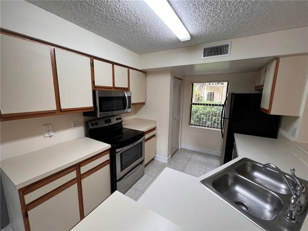 9999 Summerbreeze Drive, Unit 109, Sunrise, FL 33322 Photo