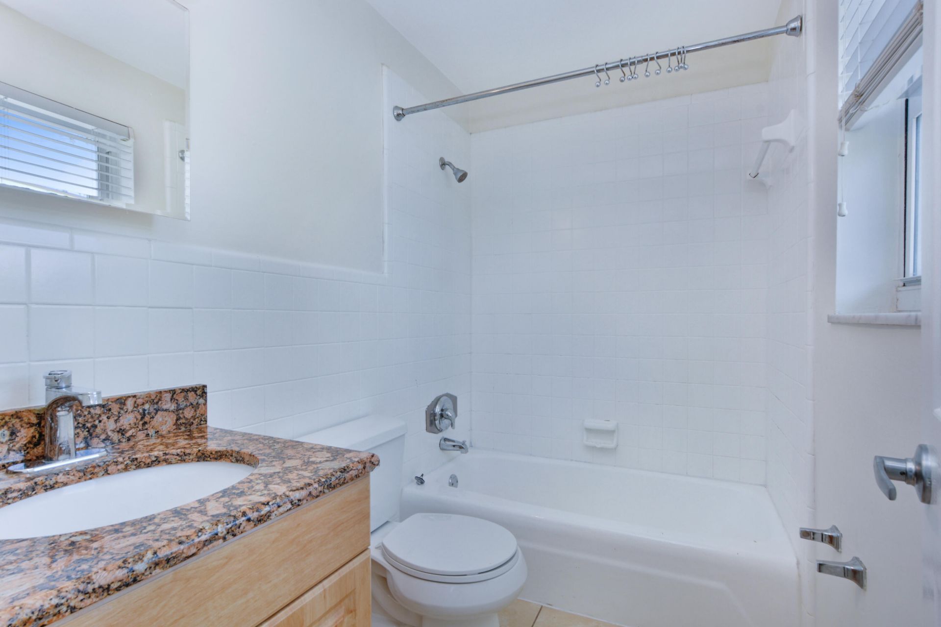 1000 NE 9th Avenue, Unit 4, Delray Beach, FL 33483 Photo