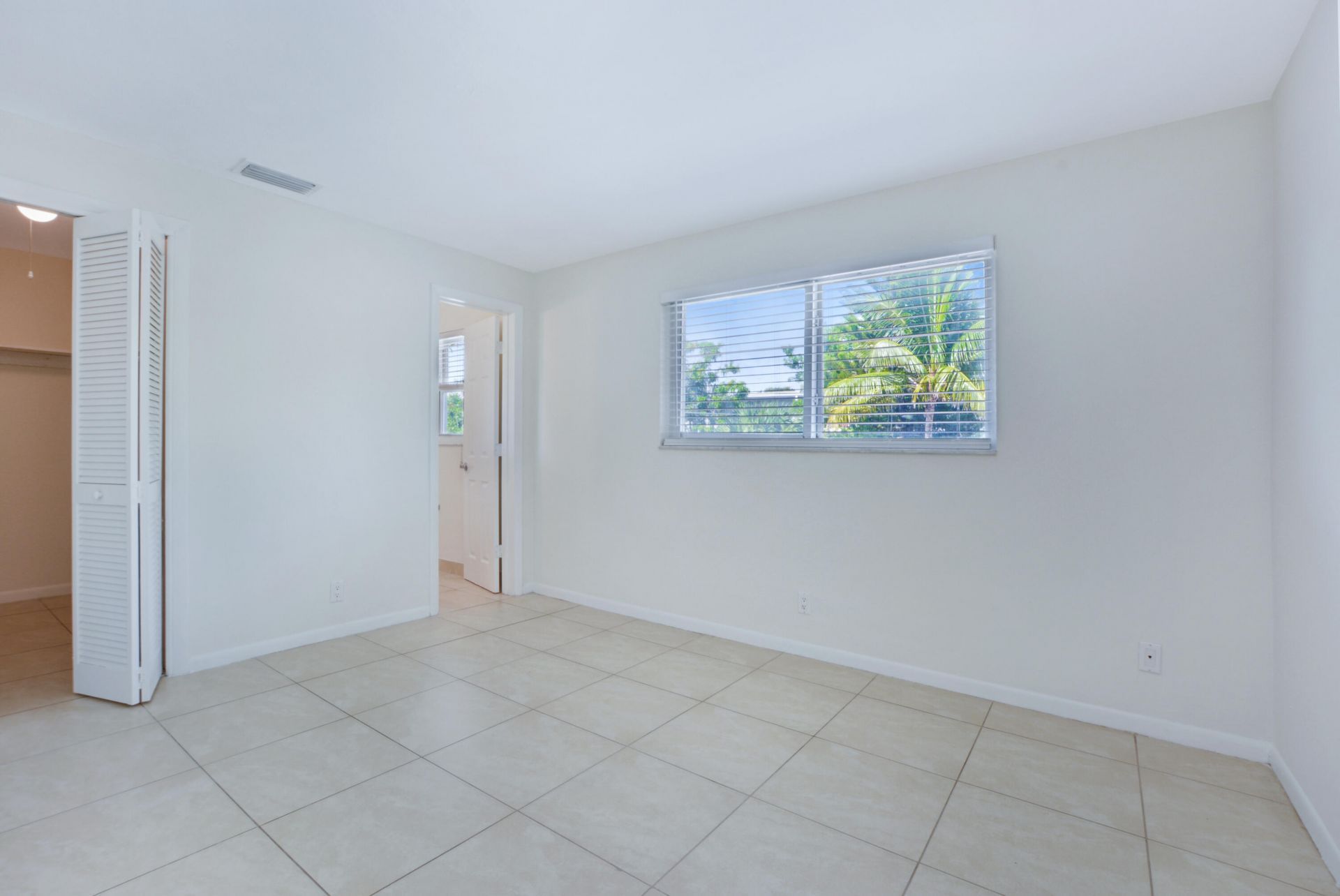 1000 NE 9th Avenue, Unit 4, Delray Beach, FL 33483 Photo