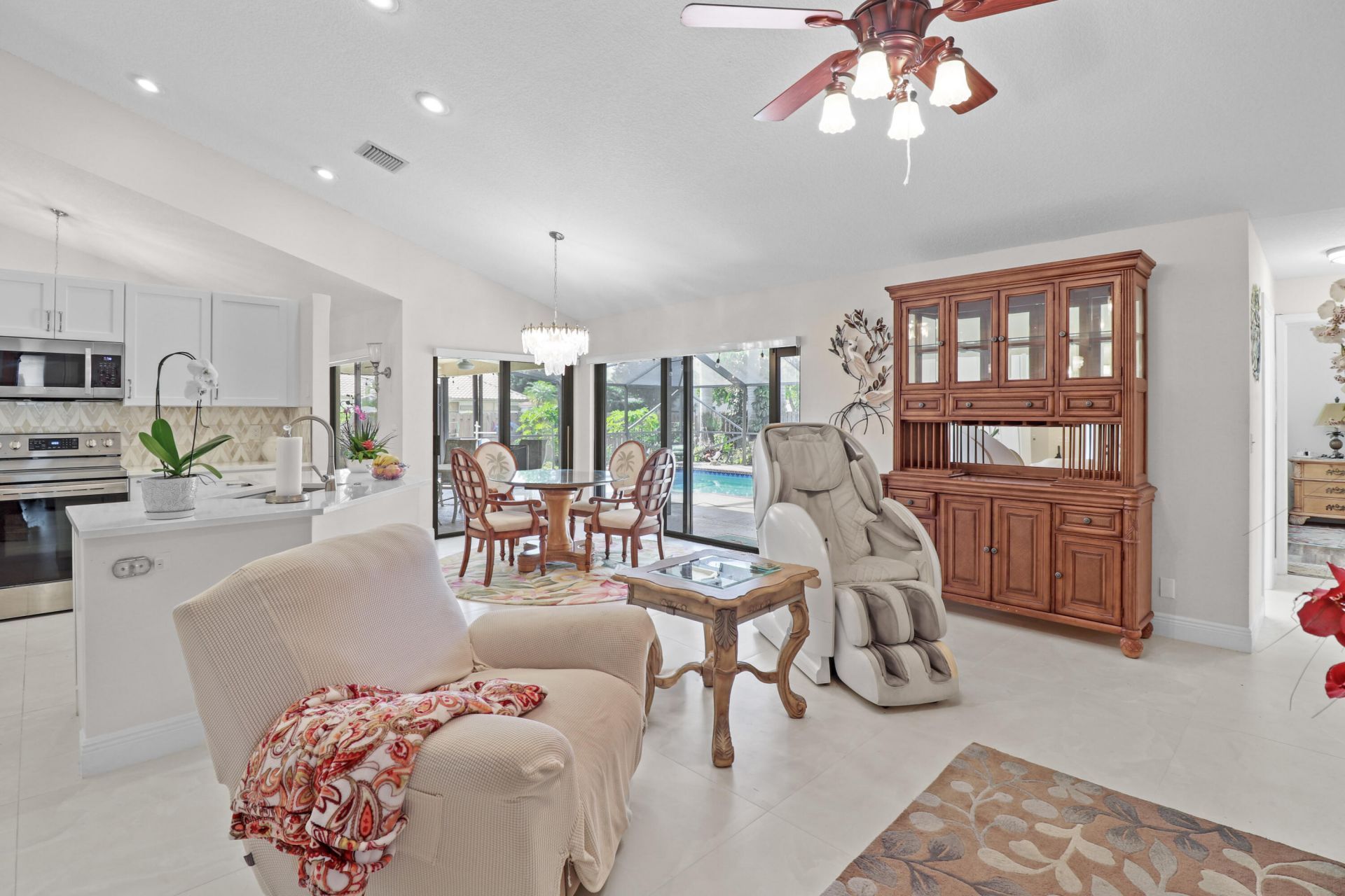 9260 Laurel Green Drive, Boynton Beach, FL 33437 Photo