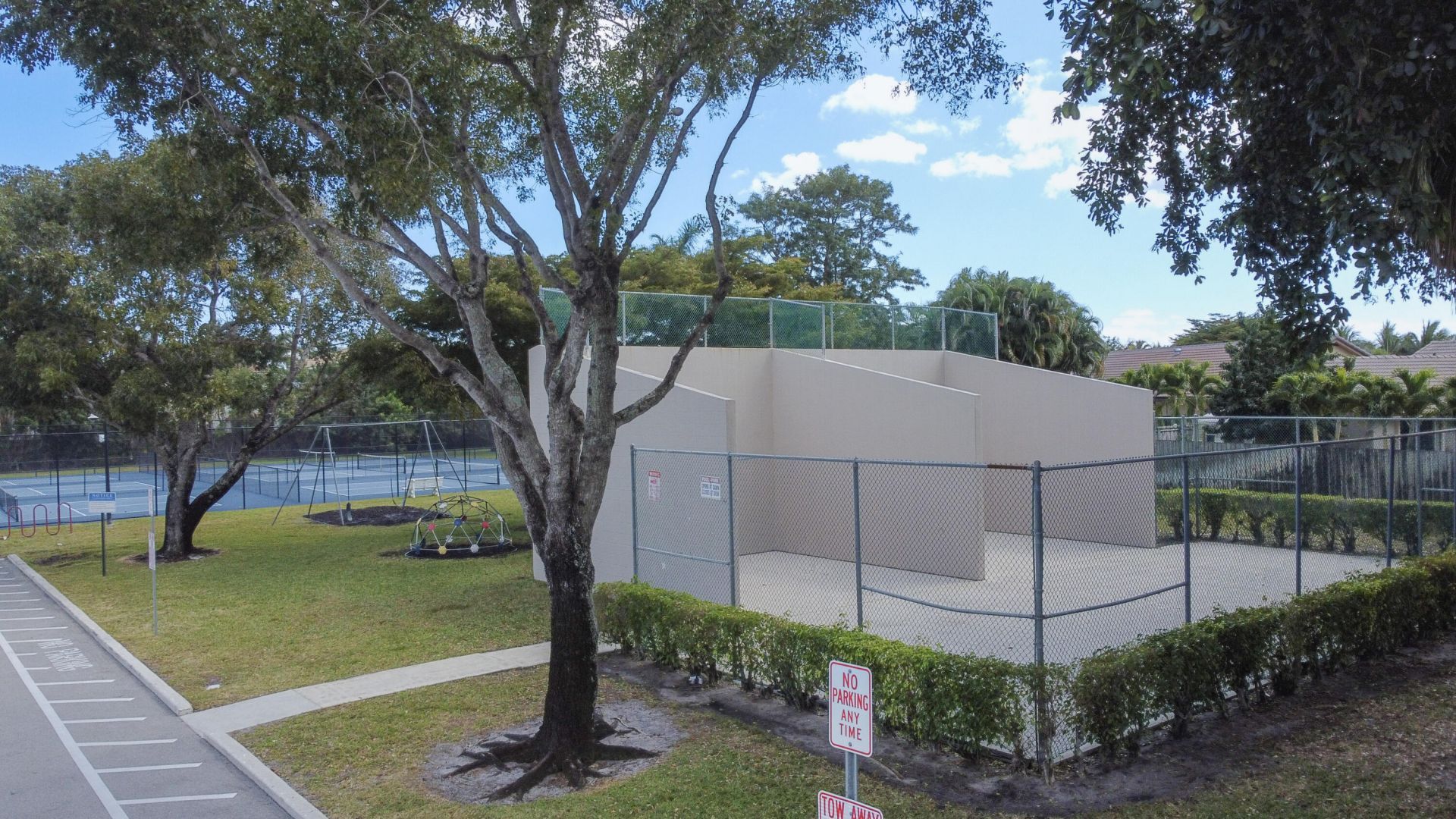 9260 Laurel Green Drive, Boynton Beach, FL 33437 Photo