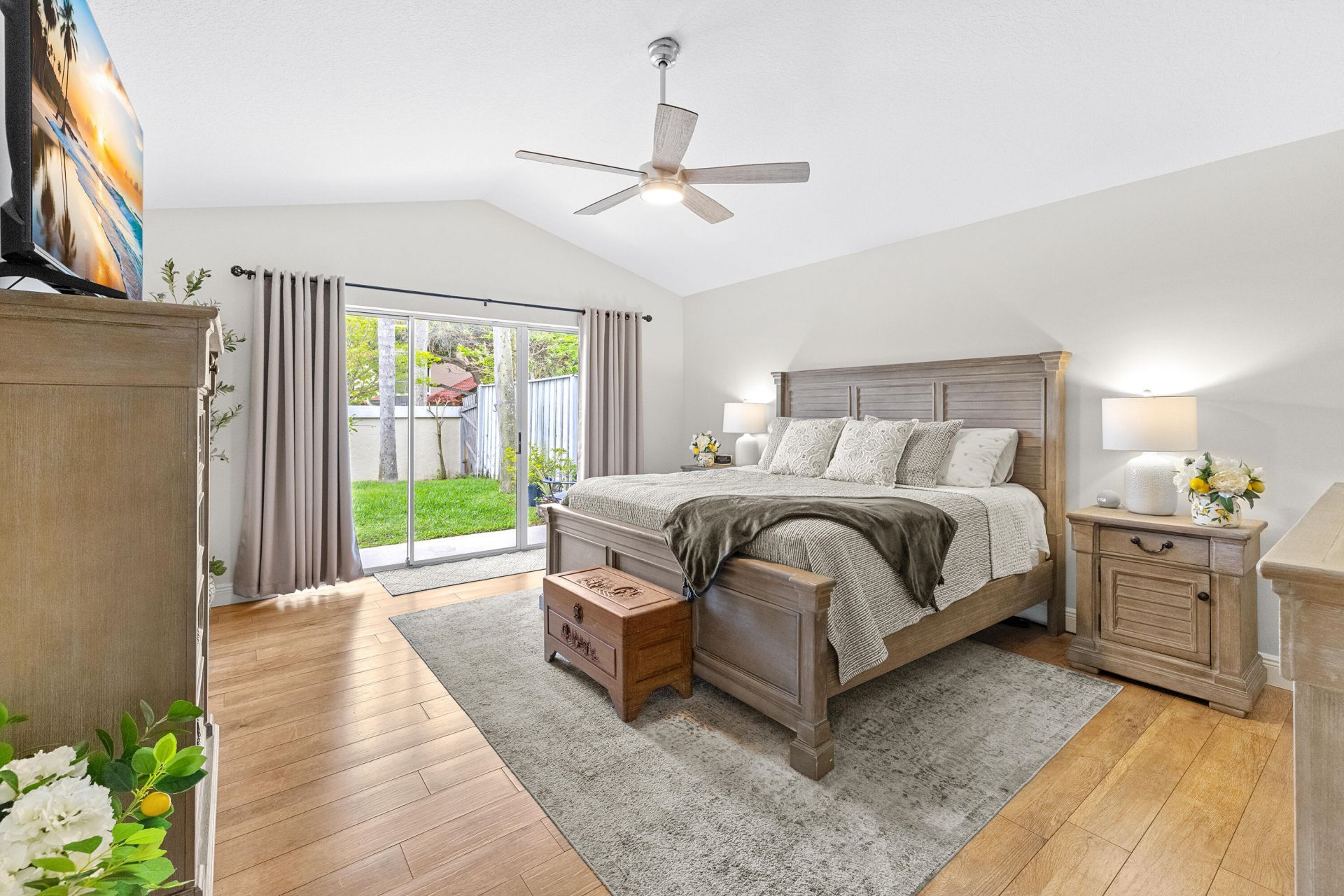 218 W Canterbury Dr W W, Palm Beach Gardens, FL 33418 Photo