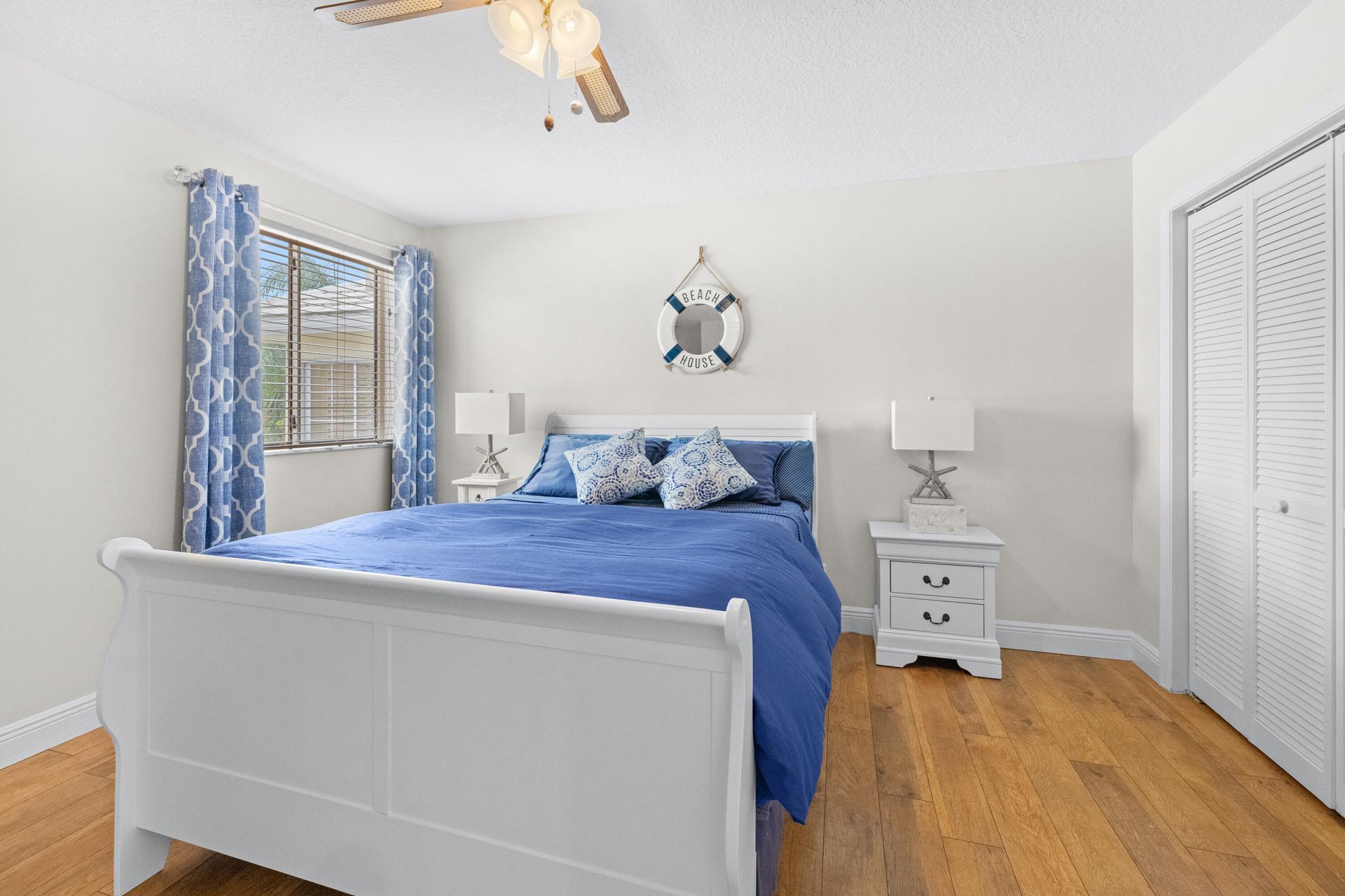 218 W Canterbury Dr W W, Palm Beach Gardens, FL 33418 Photo