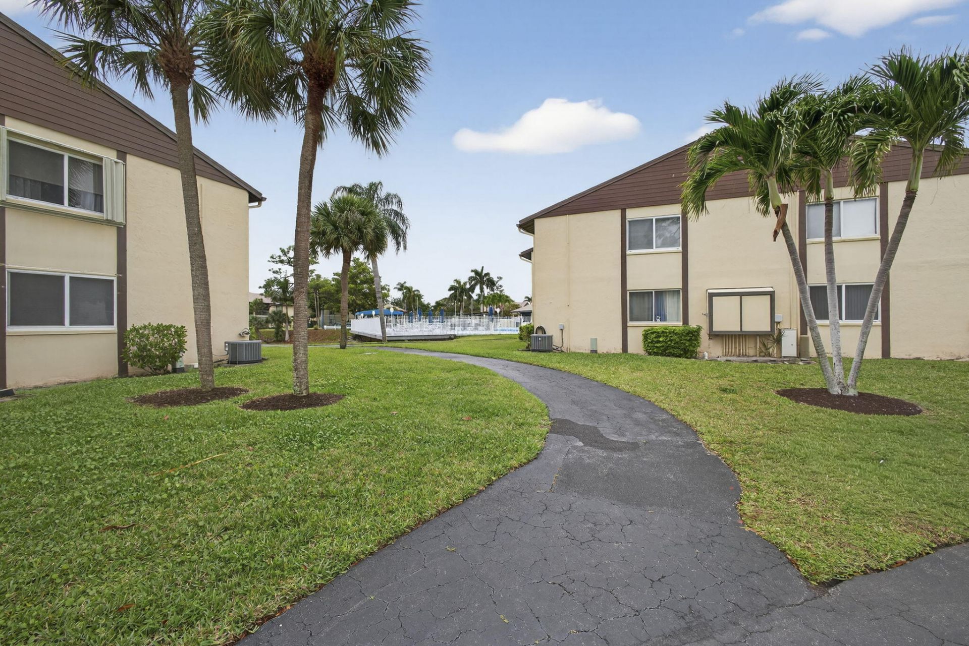 327 Pine Ridge Circle, Unit A-1, Greenacres, FL 33463 Photo