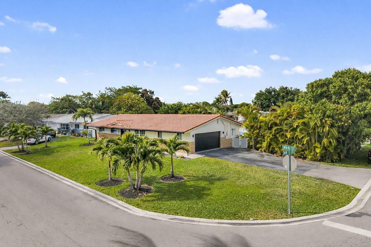 7601 NW 41st Street, Coral Springs, FL 33065 Photo