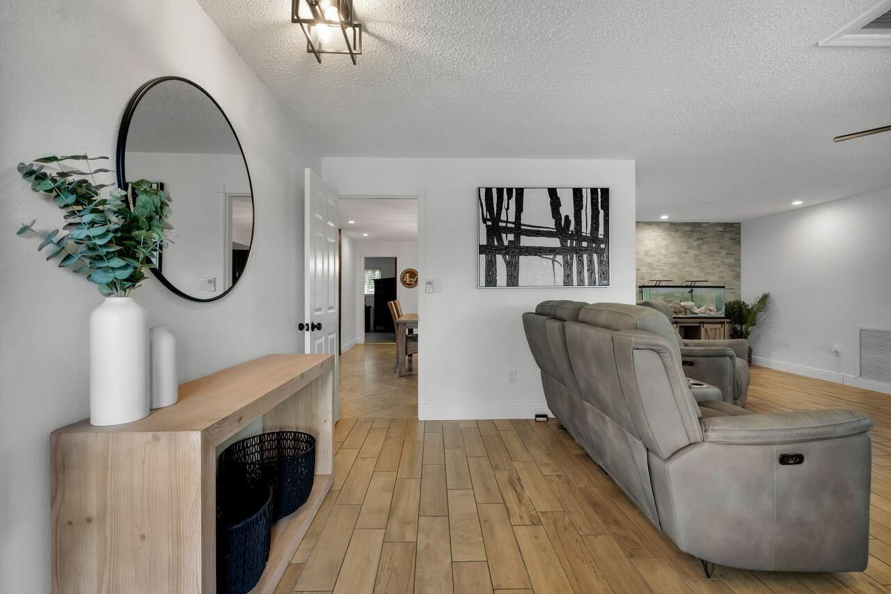 7601 NW 41st Street, Coral Springs, FL 33065 Photo