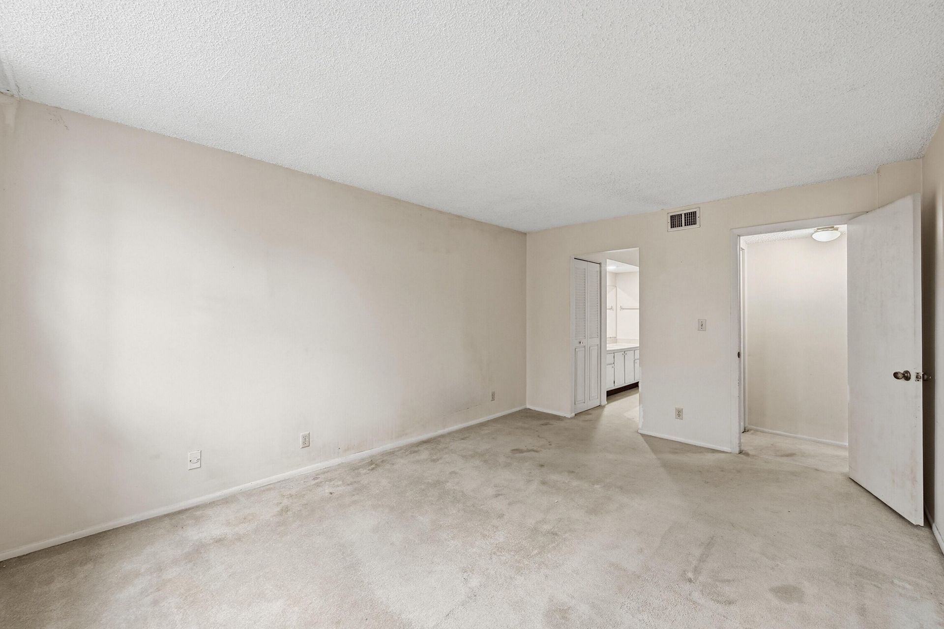 6195 Rock Island Road, Unit 210, Tamarac, FL 33319 Photo