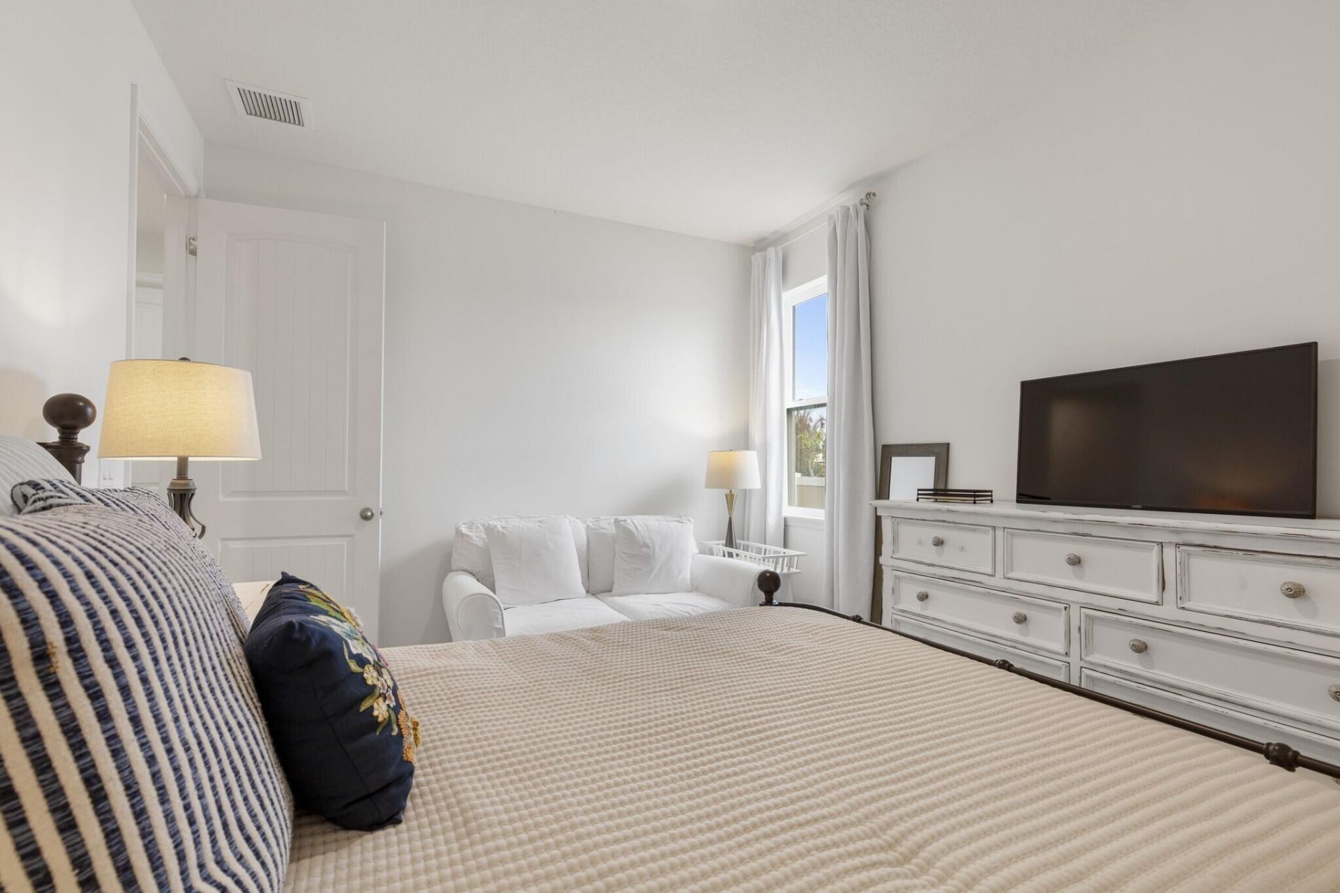 2097 SW Import Drive, Port Saint Lucie, FL 34953 Photo