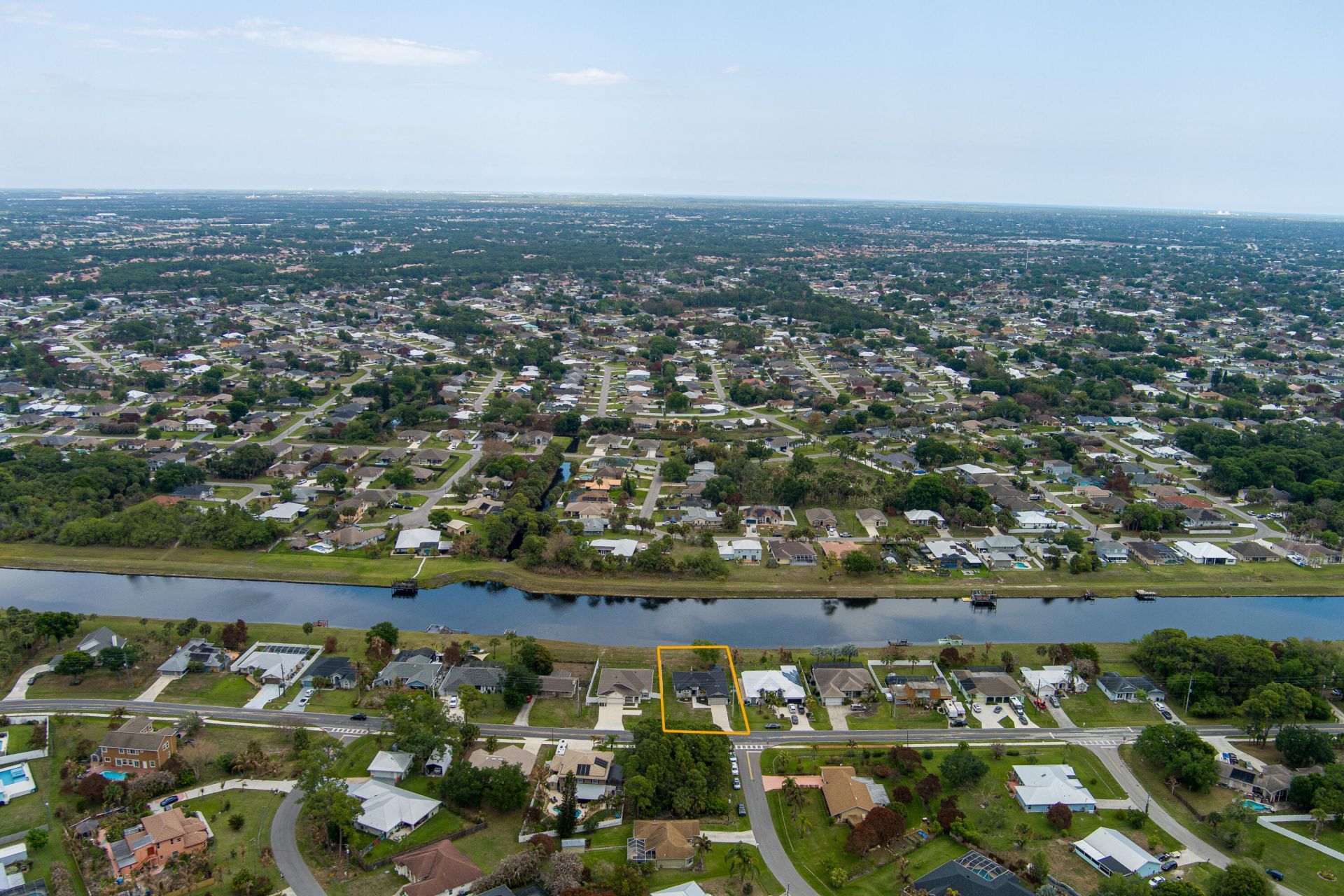 2097 SW Import Drive, Port Saint Lucie, FL 34953 Photo