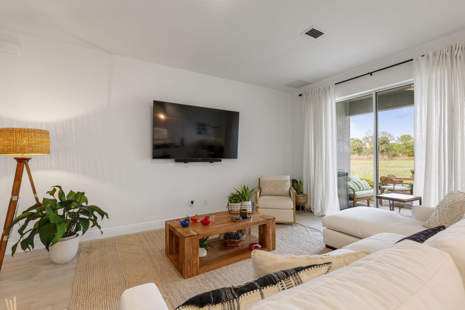 2097 SW Import Drive, Port Saint Lucie, FL 34953 Photo