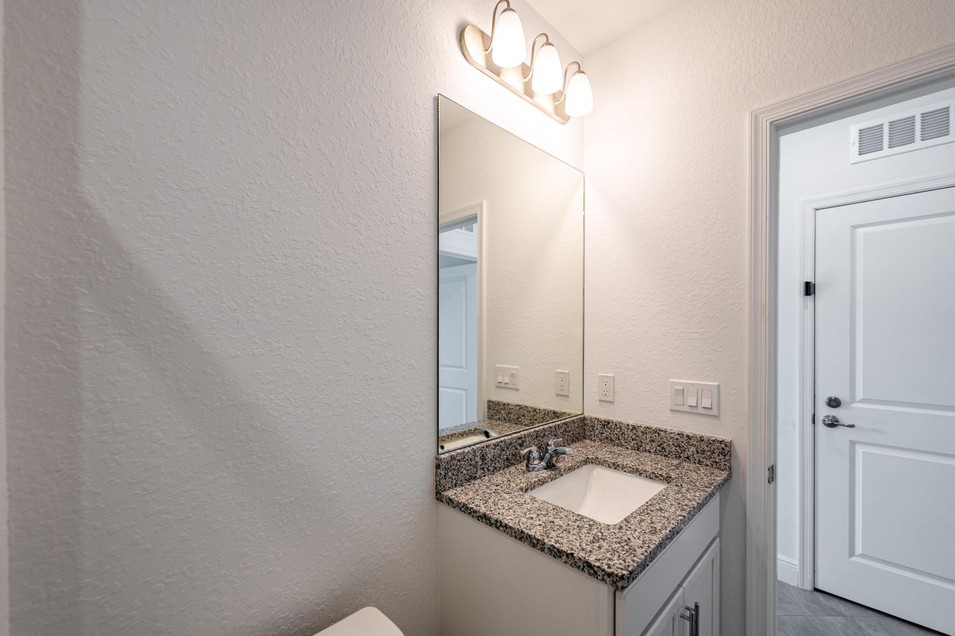 226 SW Milburn Circle, Unit 209, Port Saint Lucie, FL 34953 Photo