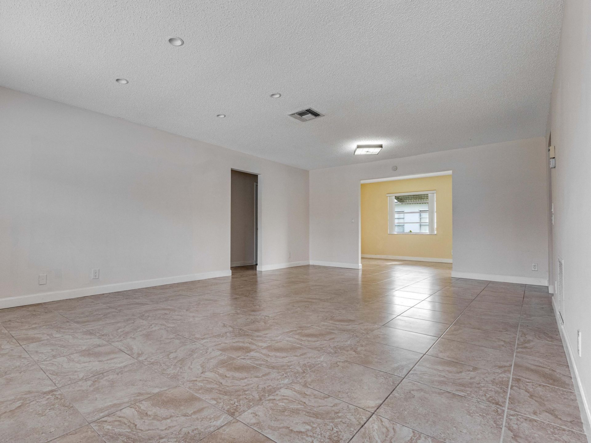 2016 SW Golf Lane Sw, Boynton Beach, FL 33426 Photo