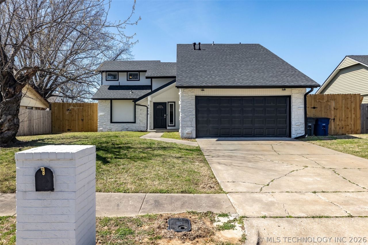 4014 S 132nd East Avenue , Tulsa, OK 74134 Main Photo