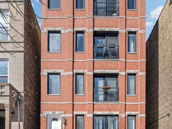 3652 N Fremont Street, Unit 3, Chicago, IL 60613