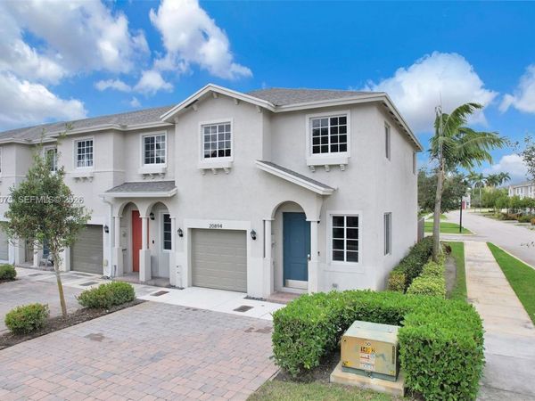 20894 NW 13th Ct , Miami Gardens, FL 33169