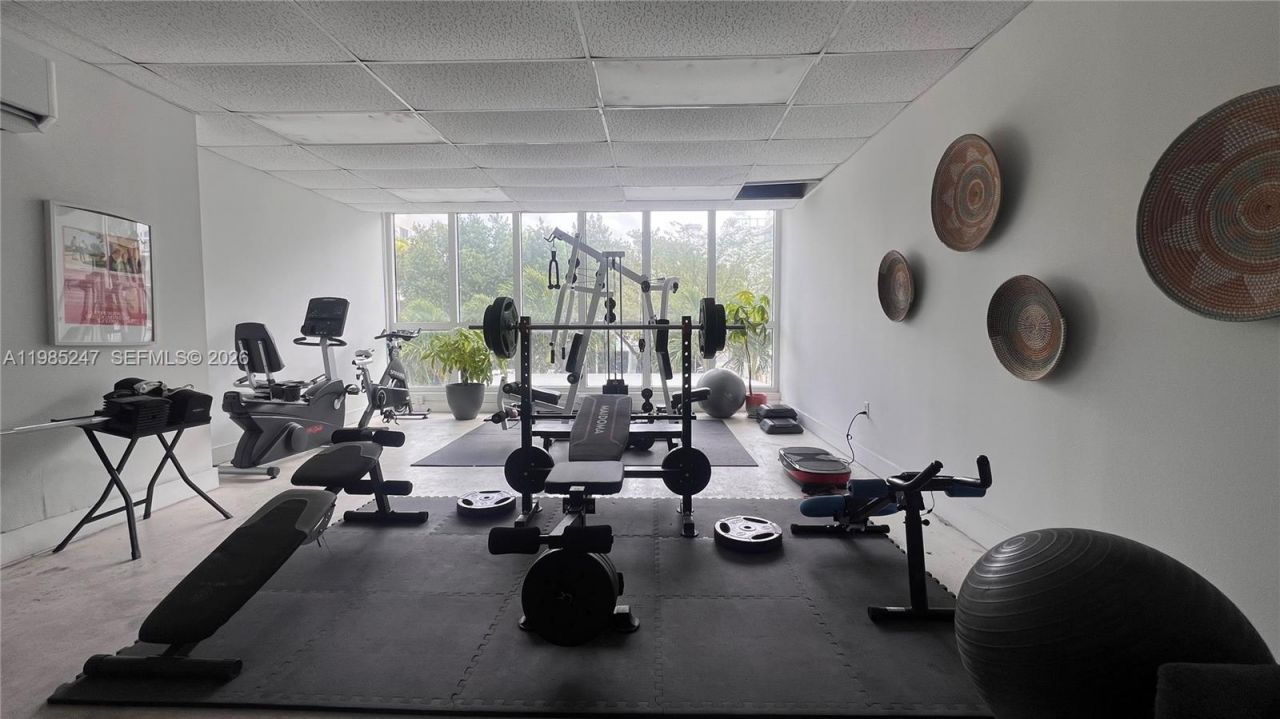 1750 James Ave, Unit 10E, Miami Beach, FL 33139 Photo