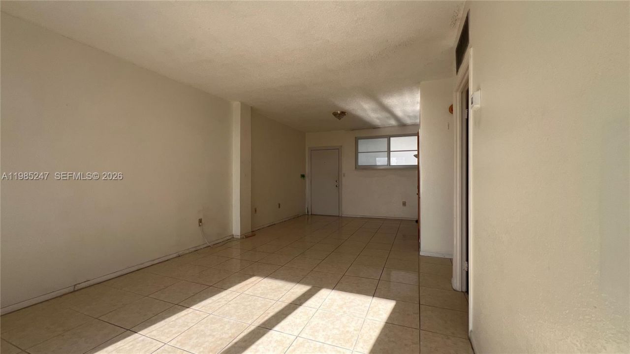 1750 James Ave, Unit 10E, Miami Beach, FL 33139 Photo