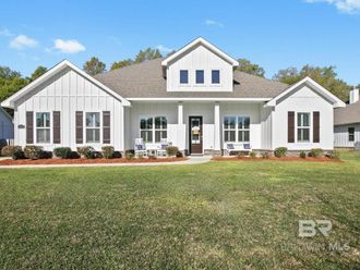 396 Nandina Loop Fairhope, AL 36532