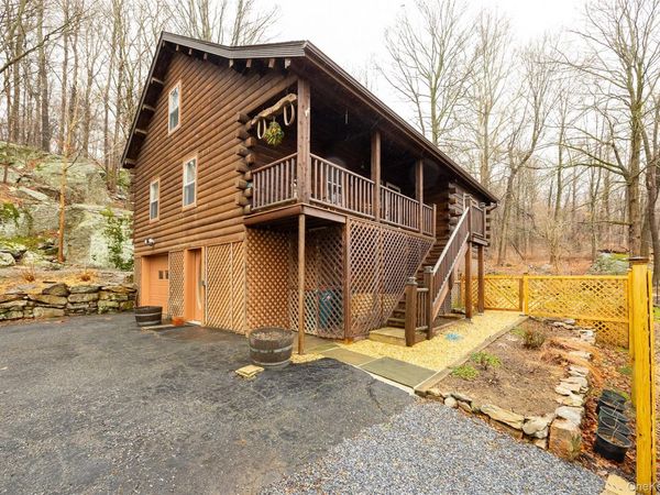 79 E Hook Cross Road, Hopewell Junction, NY 12533