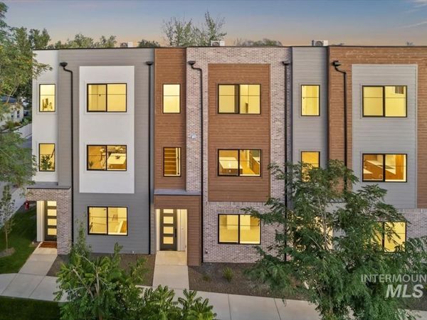 3249 W Moore Street, Boise, ID 83702