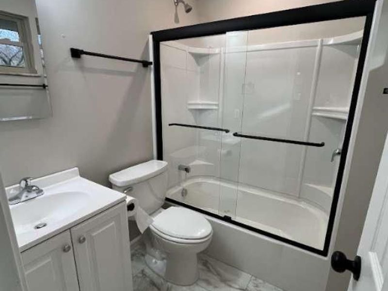 2335 Bluelark Drive, Cincinnati, OH 45231 Photo 7