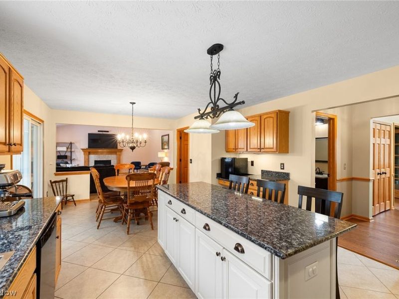 38124 Terrell Drive, North Ridgeville, OH 44039 Photo 14