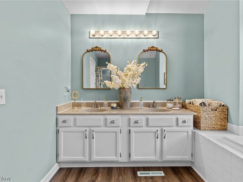 935 Yorktown Drive , Medina, OH 44256 Photo 24