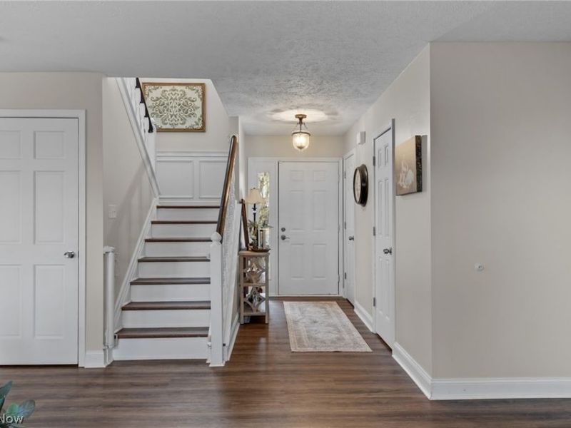 935 Yorktown Drive , Medina, OH 44256 Photo 6