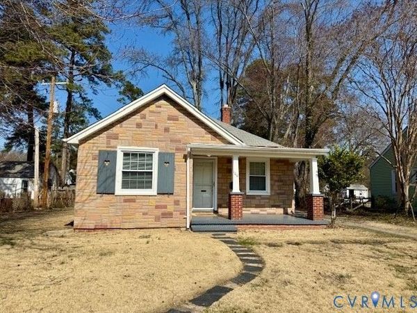 100 E Union Street , Sandston, VA 23150