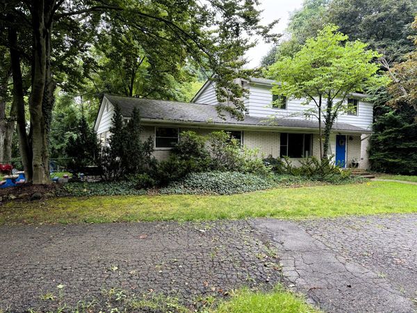 3600 S Old US Highway 23, Brighton, MI 48114