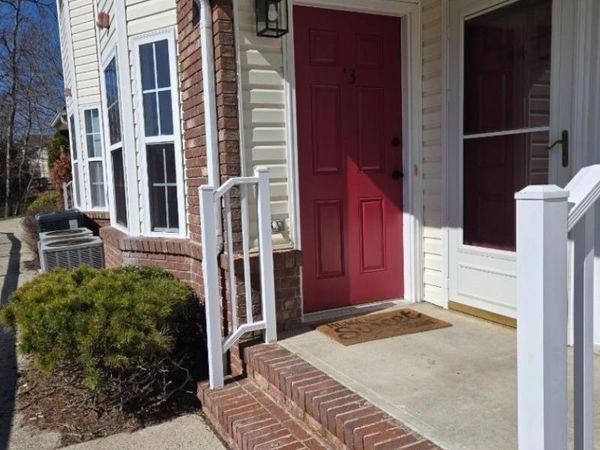 43 Forest Dr, Piscataway, NJ 08854