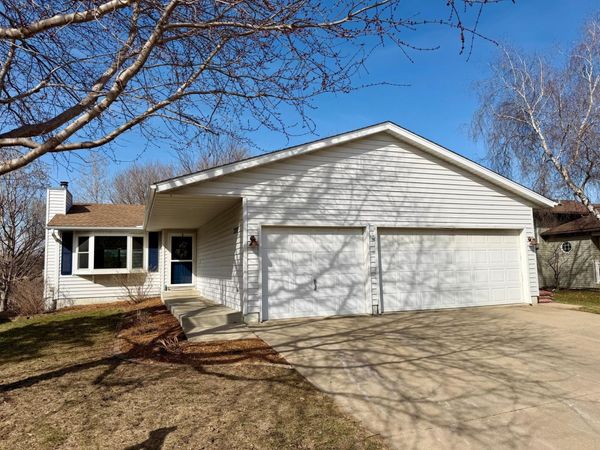 2231 52nd Street NW, Rochester, MN 55901